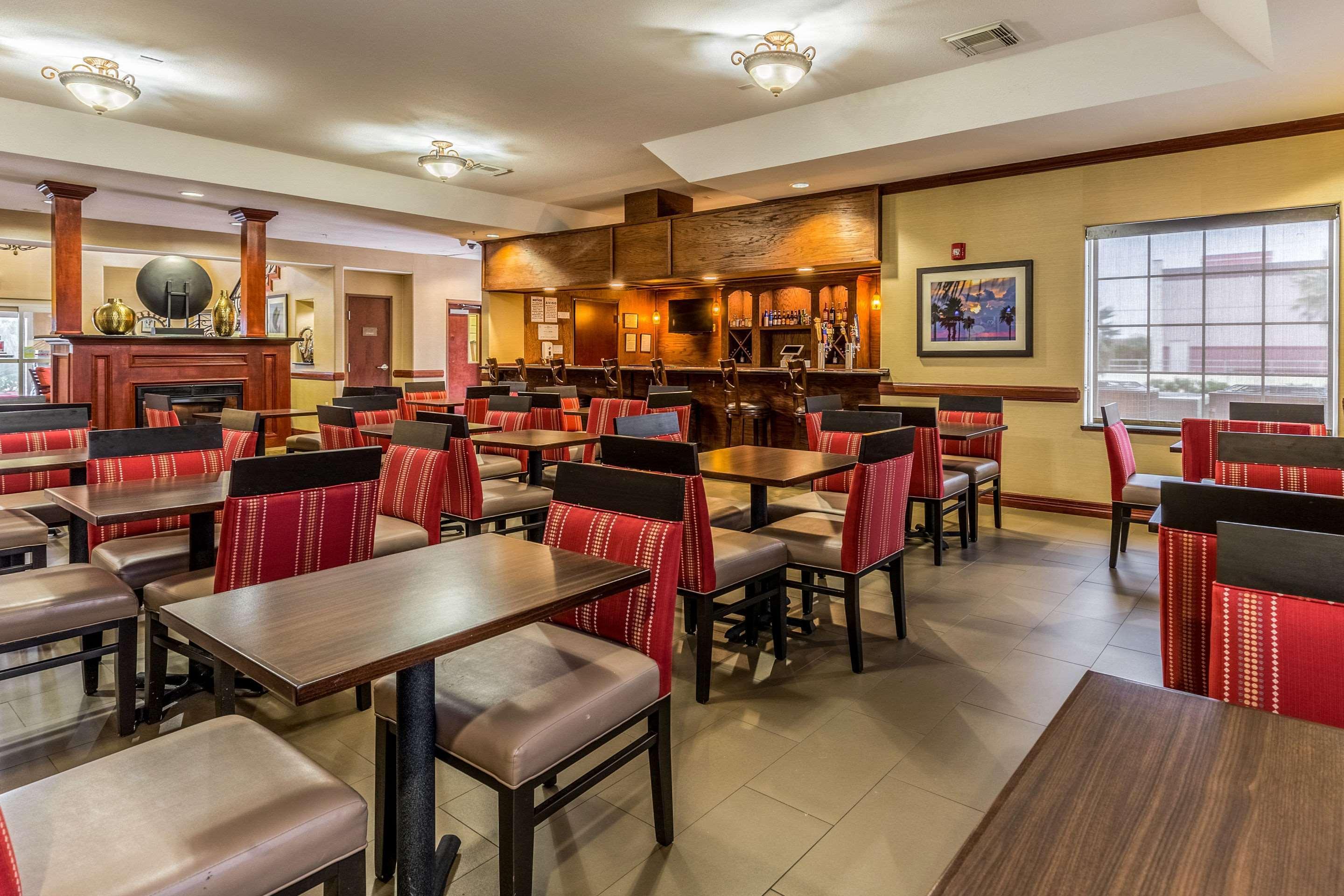 Comfort Suites Галвестон Экстерьер фото